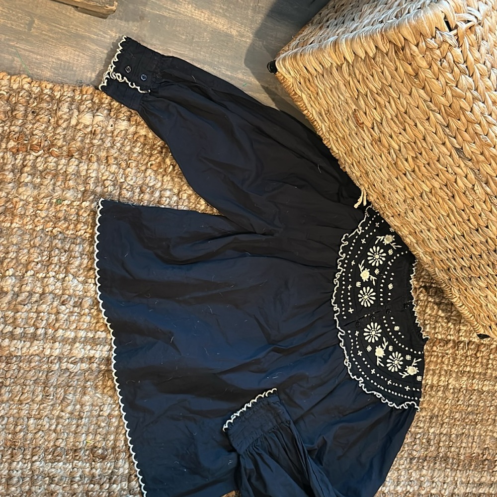 THE GREAT. Navy Blue Embroidered Peasant Blouse with White Trim - Picture 11 of 11